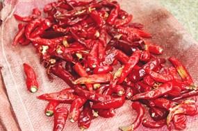 自制红色干辣椒图片